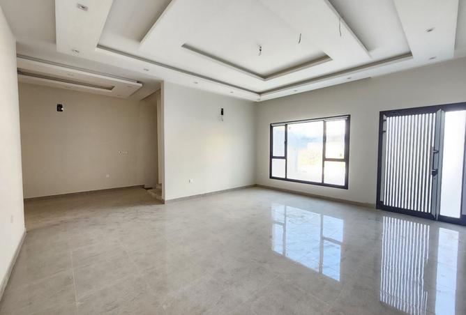 963944 - صورة العقار 2