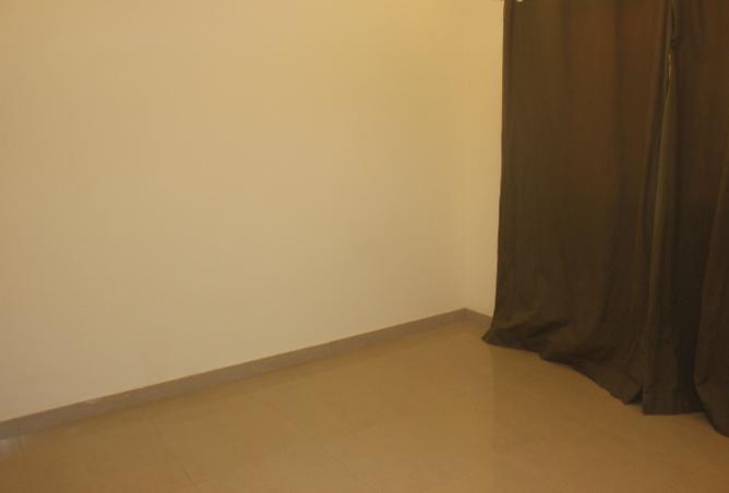 963565 - Property Image 3