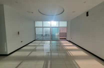 Apartment - 3 Bedrooms - 3 Bathrooms for rent in Hidd - Muharraq Governorate