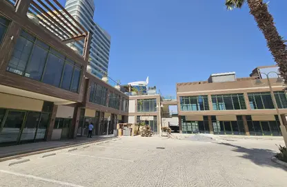 Retail - Studio - 6 Bathrooms for rent in Al Juffair - Capital Governorate