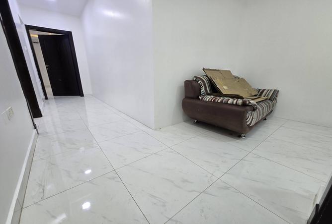 967025 - Property Main Image