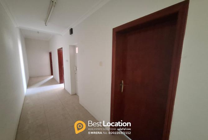 916184 - Property Image 2