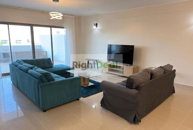 949688 - Property Image 2