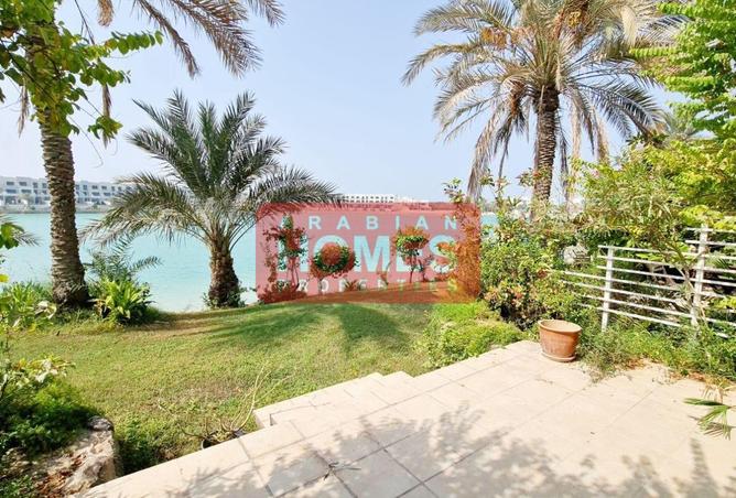 952150 - Property Image 2