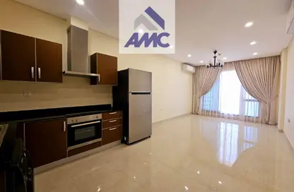 Apartment - 2 Bedrooms - 2 Bathrooms for rent in Al Burhama - Manama - Capital Governorate