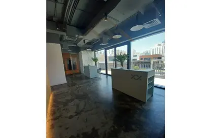 Shop - Studio - 4 Bathrooms for rent in Al Juffair - Capital Governorate