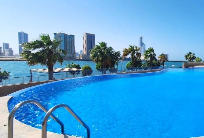 957910 - Property Image 2