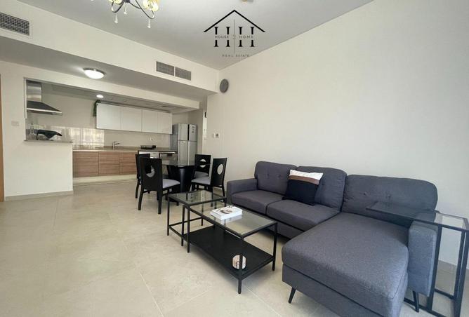 955090 - Property Image 2