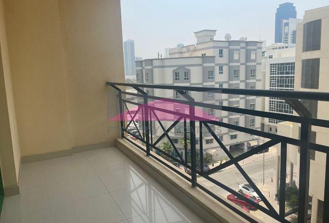 951120 - Property Image 2