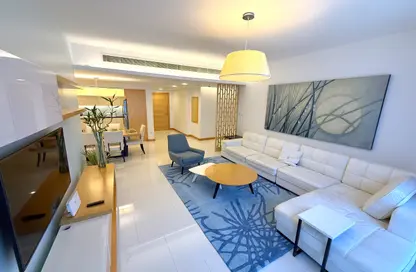 Apartment - 2 Bedrooms - 2 Bathrooms for rent in Al Juffair - Capital Governorate