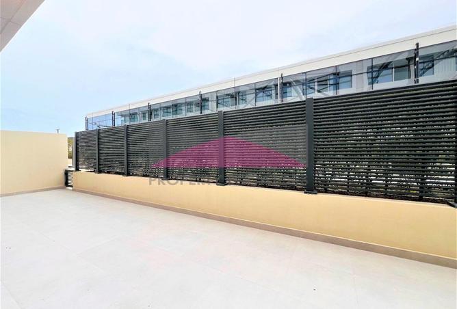 971394 - Property Image 2