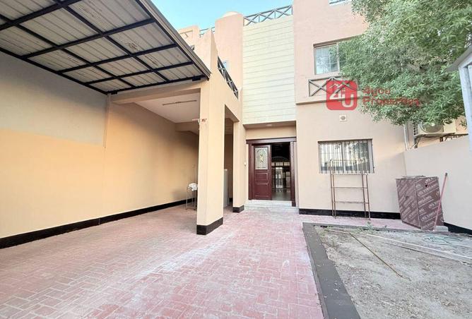 966702 - Property Image 2