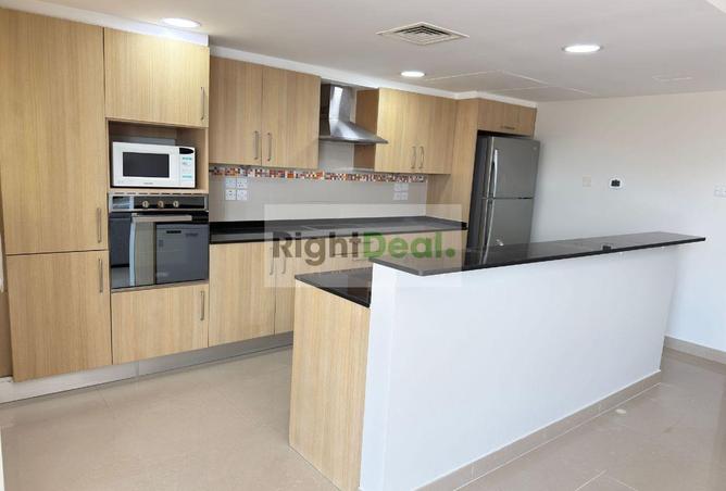 949664 - Property Image 3