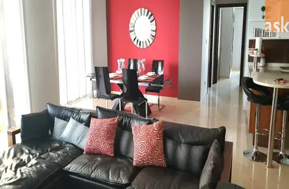 Apartment - 2 Bedrooms - 3 Bathrooms for rent in Reef Island - Capital Governorate