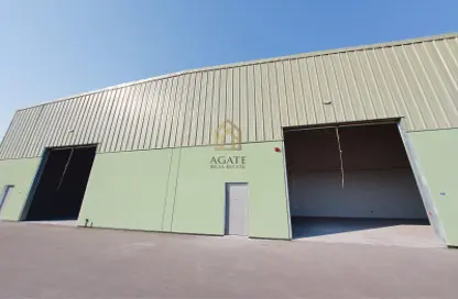 Warehouse - Studio - 1 Bathroom for rent in Hidd - Muharraq Governorate