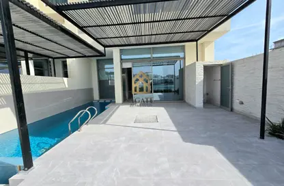 Villa - 5 Bedrooms - 6 Bathrooms for sale in Amwaj Avenue - Amwaj Islands - Muharraq Governorate