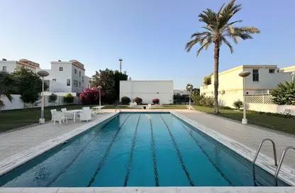Compound - 5 Bedrooms - 4 Bathrooms for rent in Saar - Northern Governorate