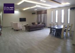 صورةغرفة المعيشة / غرفة الطعام لـ: شقة - 3 غرف نوم - 3 حمامات للكراء في توبلي - المحافظة الوسطى, صورة 1