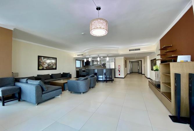 974895 - Property Image 3