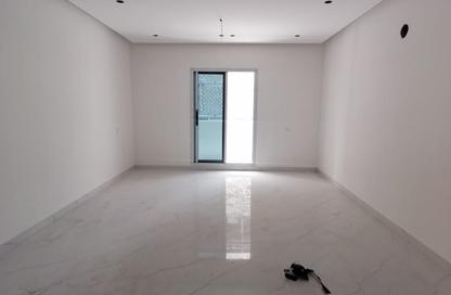 Apartment - 3 Bedrooms - 4 Bathrooms for sale in Hidd - Muharraq Governorate