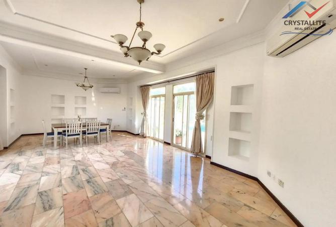 969718 - Property Image 2