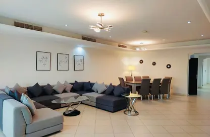 فيلا - 4 غرف نوم - 5 حمامات للايجار في شارع أمواج - أمواج - المحرق