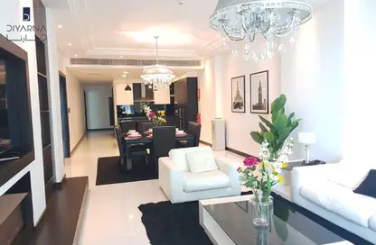 Apartment - 3 Bedrooms - 4 Bathrooms for rent in Al Juffair - Capital Governorate