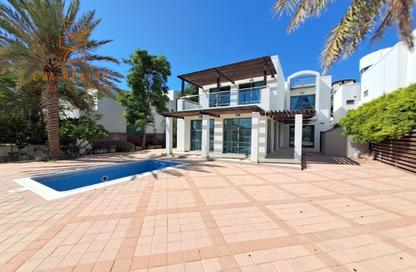 Villa - 5 Bedrooms - 5 Bathrooms for rent in Tala Island - Amwaj Islands - Muharraq Governorate