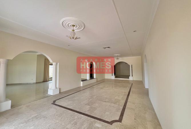 937009 - Property Main Image