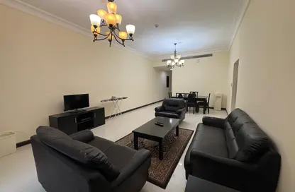 Apartment - 2 Bedrooms - 2 Bathrooms for rent in Al Juffair - Capital Governorate