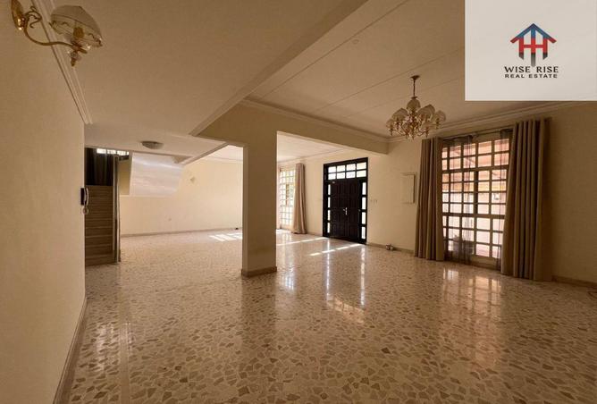 977481 - Property Image 2