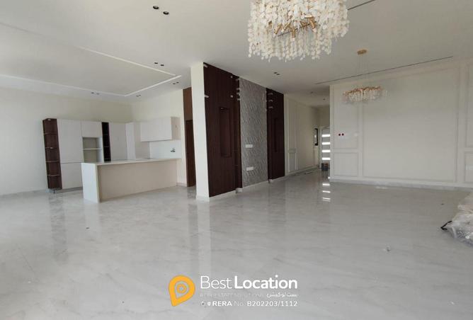 938220 - Property Image 2