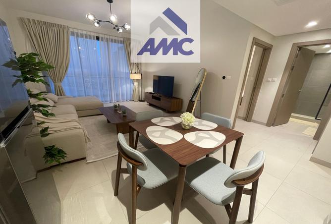 956464 - Property Image 3