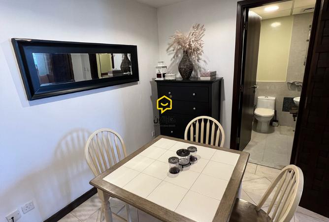 912596 - Property Image 3