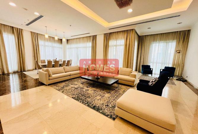 985793 - Property Image 3