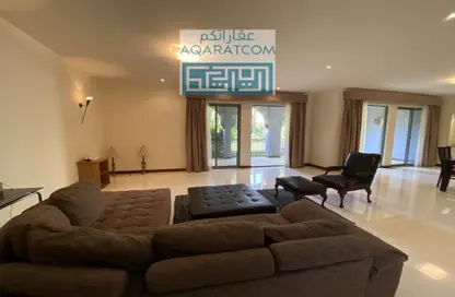 فيلا - 5 غرف نوم - 6 حمامات للايجار في العدلية - المنامة - محافظة العاصمة