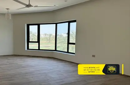 Apartment - 2 Bedrooms - 2 Bathrooms for rent in Bilad Al Qadeem - Manama - Capital Governorate