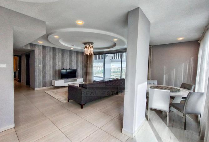 971299 - Property Image 2