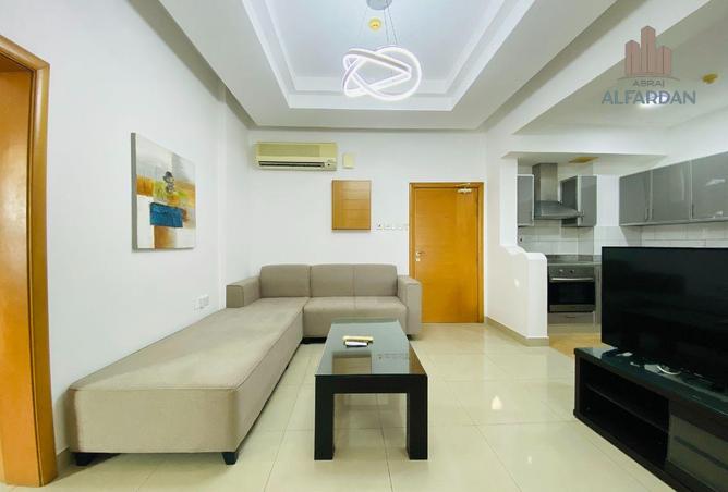 988487 - Property Image 2