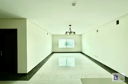 Apartment - 2 Bedrooms - 2 Bathrooms for rent in Galali - Muharraq Governorate
