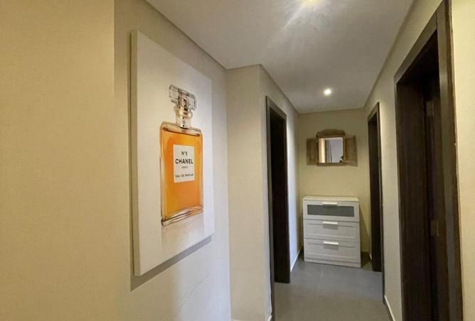 957133 - Property Image 2