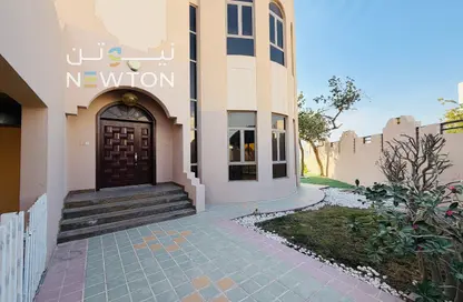 فيلا - 3 غرف نوم - 4 حمامات للايجار في الجنبية - المحافظة الشمالية