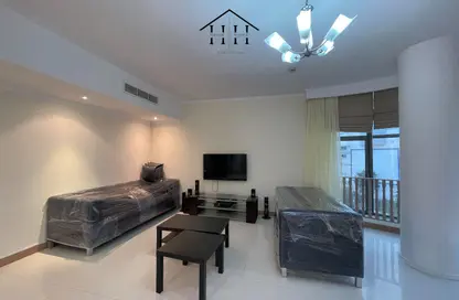 شقة - 3 غرف نوم - 4 حمامات للايجار في السيف - محافظة العاصمة