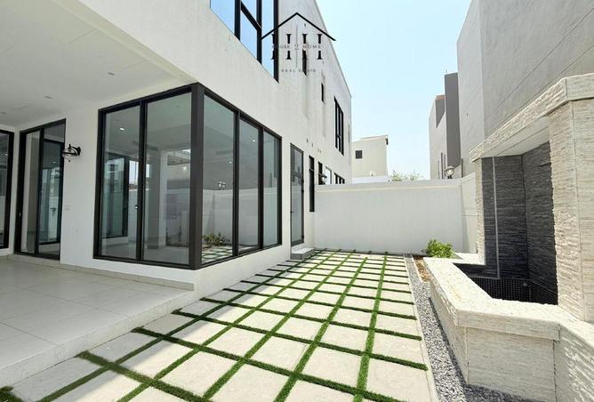 979153 - Property Image 3