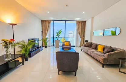 Apartment - 2 Bedrooms - 4 Bathrooms for rent in Al Juffair - Capital Governorate