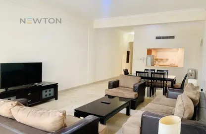 Apartment - 2 Bedrooms - 2 Bathrooms for rent in Al Juffair - Capital Governorate
