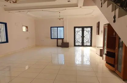 Villa - 3 Bedrooms - 4 Bathrooms for rent in Arad - Muharraq Governorate