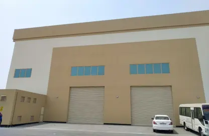 مستودع - استوديو - 4 حمامات للايجار في عسكر - المحافظة الجنوبية