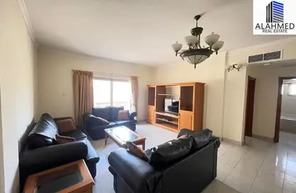 Apartment - 2 Bedrooms - 2 Bathrooms for rent in Al Juffair - Capital Governorate