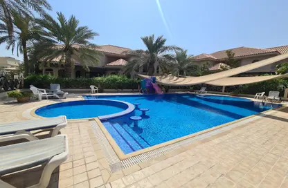 Pool image for: Villa - 4 Bedrooms - 6 Bathrooms for rent in Al Jasra - Northern Governorate, Image 1